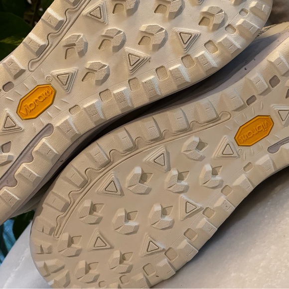 Merrell ANTORA 3 Cream Sneakers - Picture 8 of 11